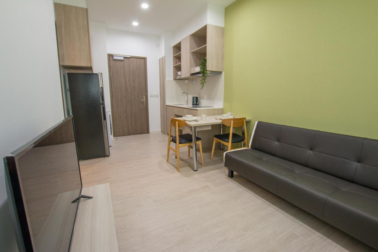 Studio Apartment