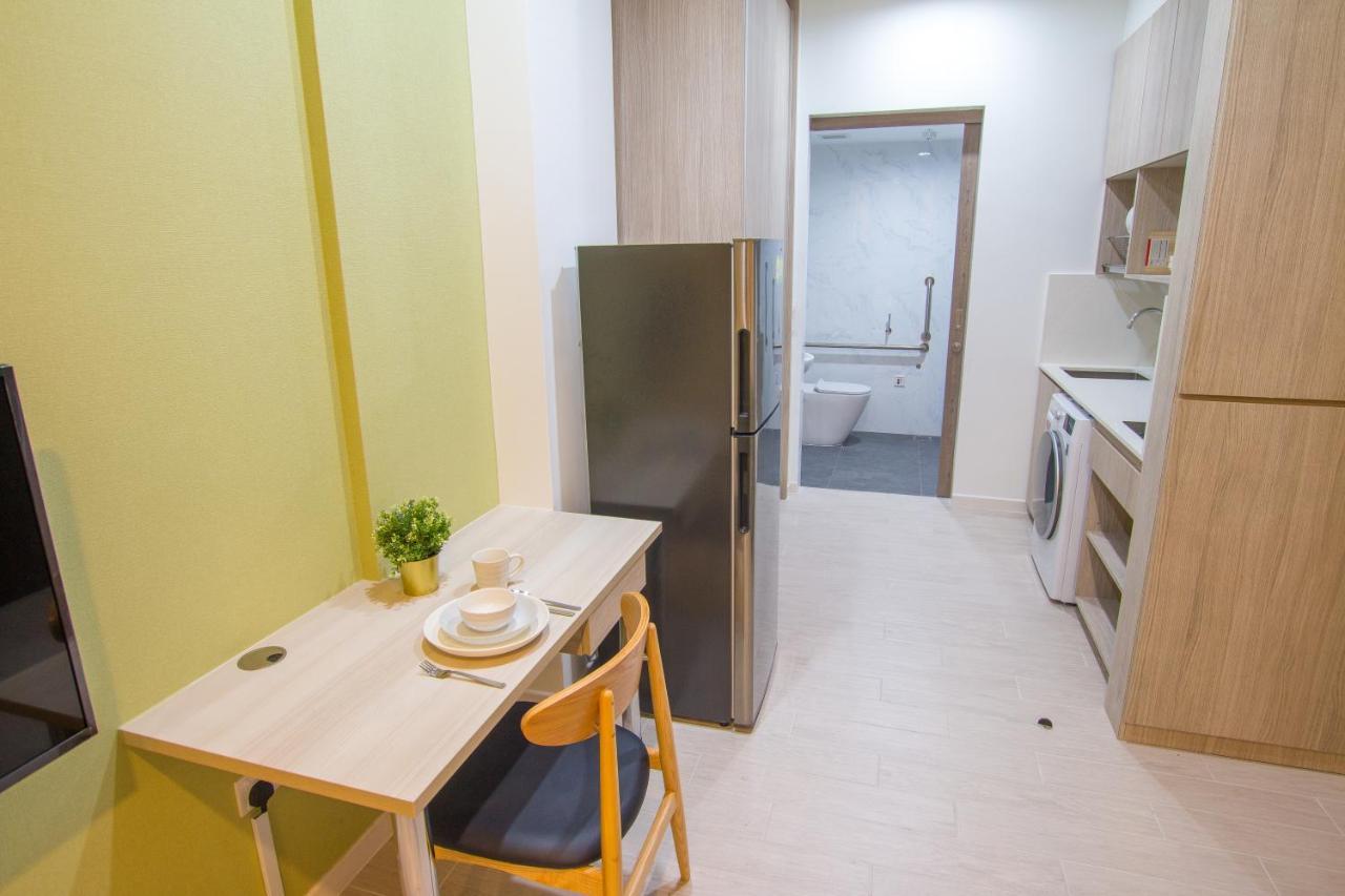 Studio Apartment