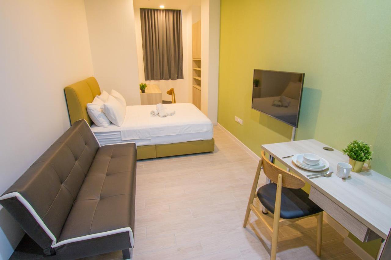 Studio Apartment